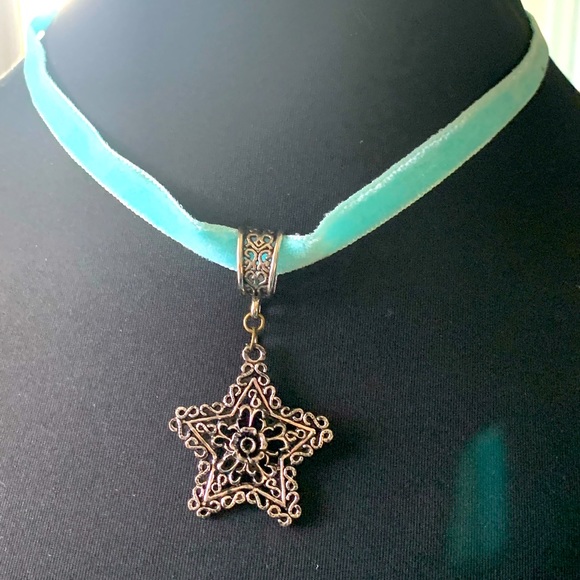 Necklace Star choker - Picture 1 of 9